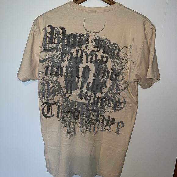 Vintage Medium Affliction Shirt Third Day Doll Just Call My Name Red Lead Us Bac - Picture 3 of 4